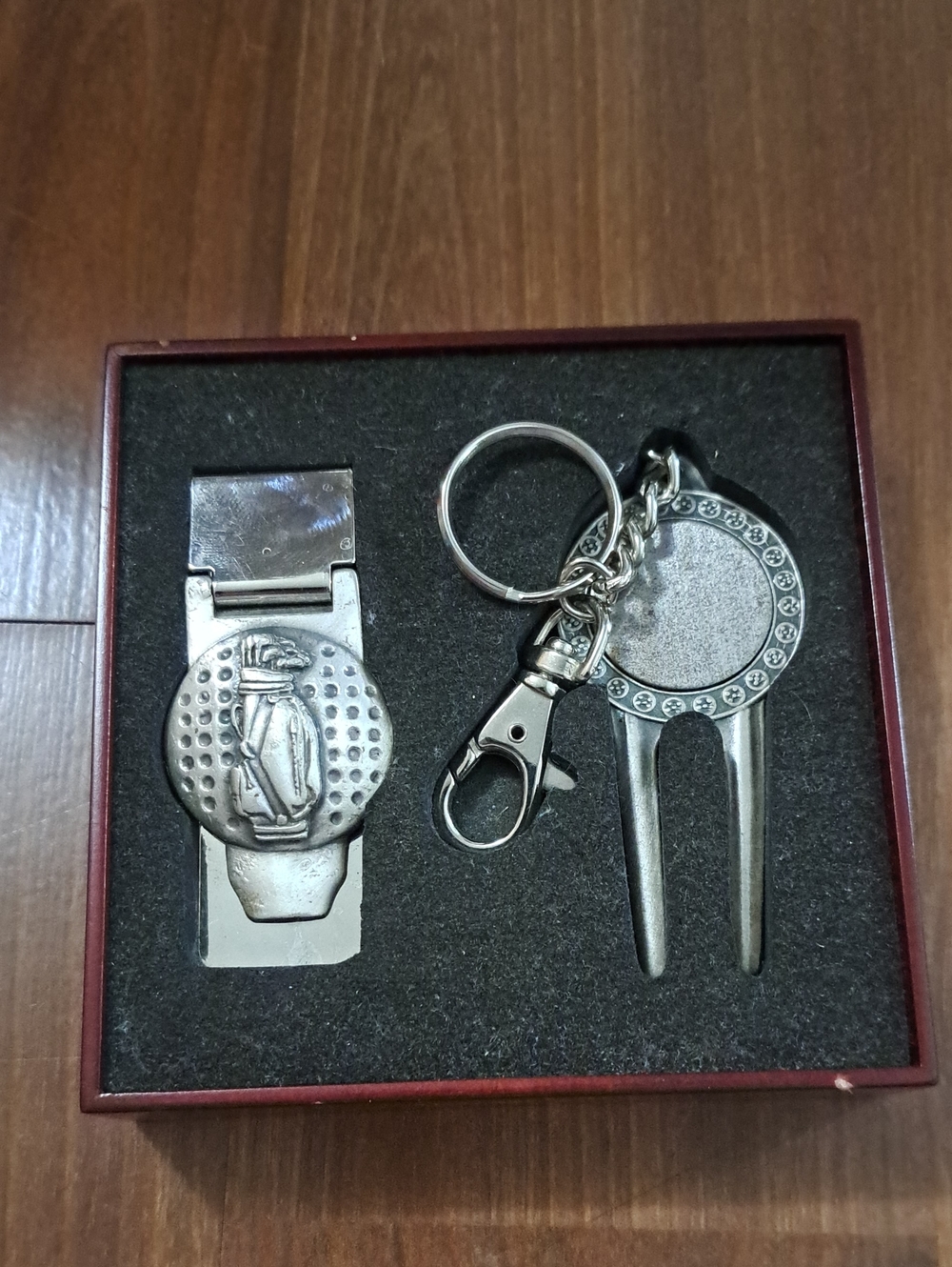 Silver Golf Divot Tool and Money Clip Set